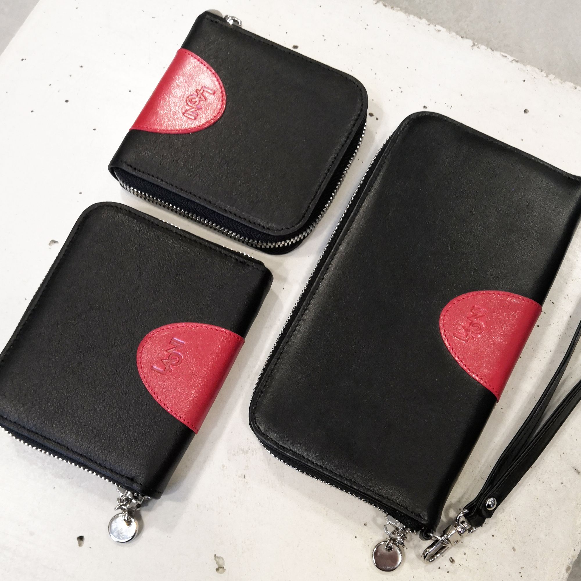2100 L - WALLET