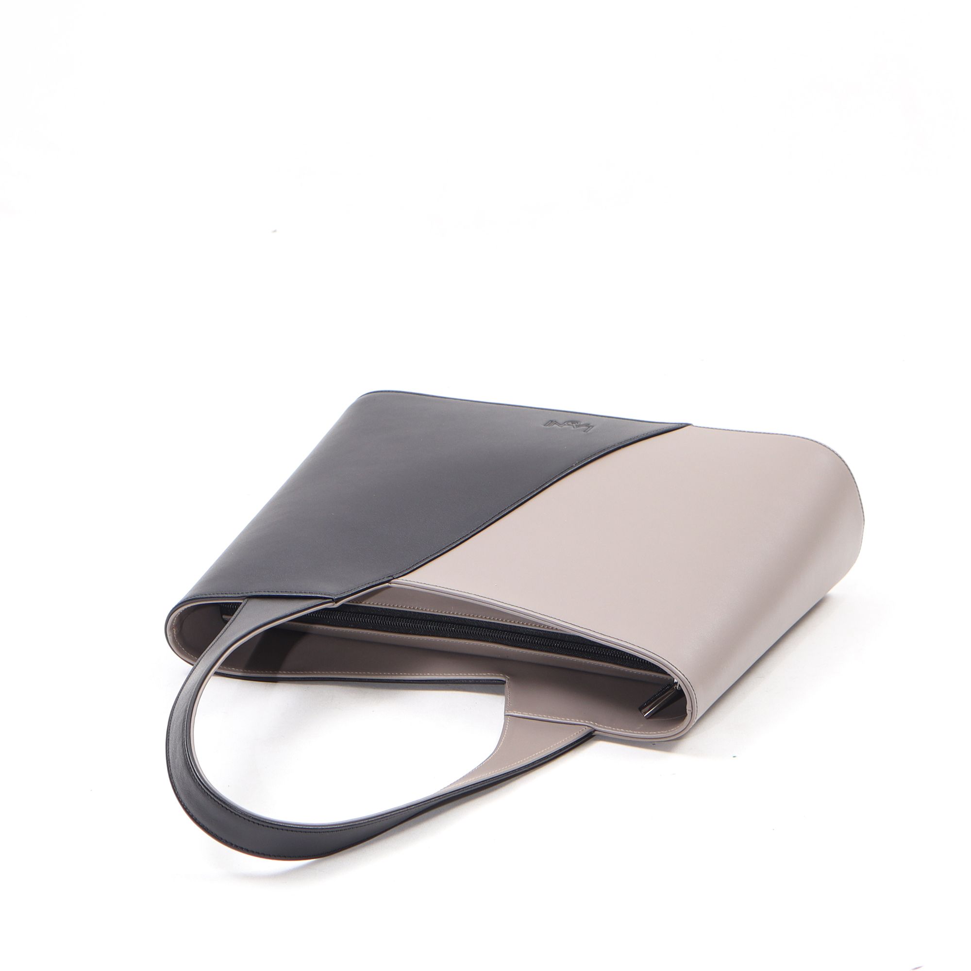 2008 H - NAKAMURA MIDDLE TÁSKA