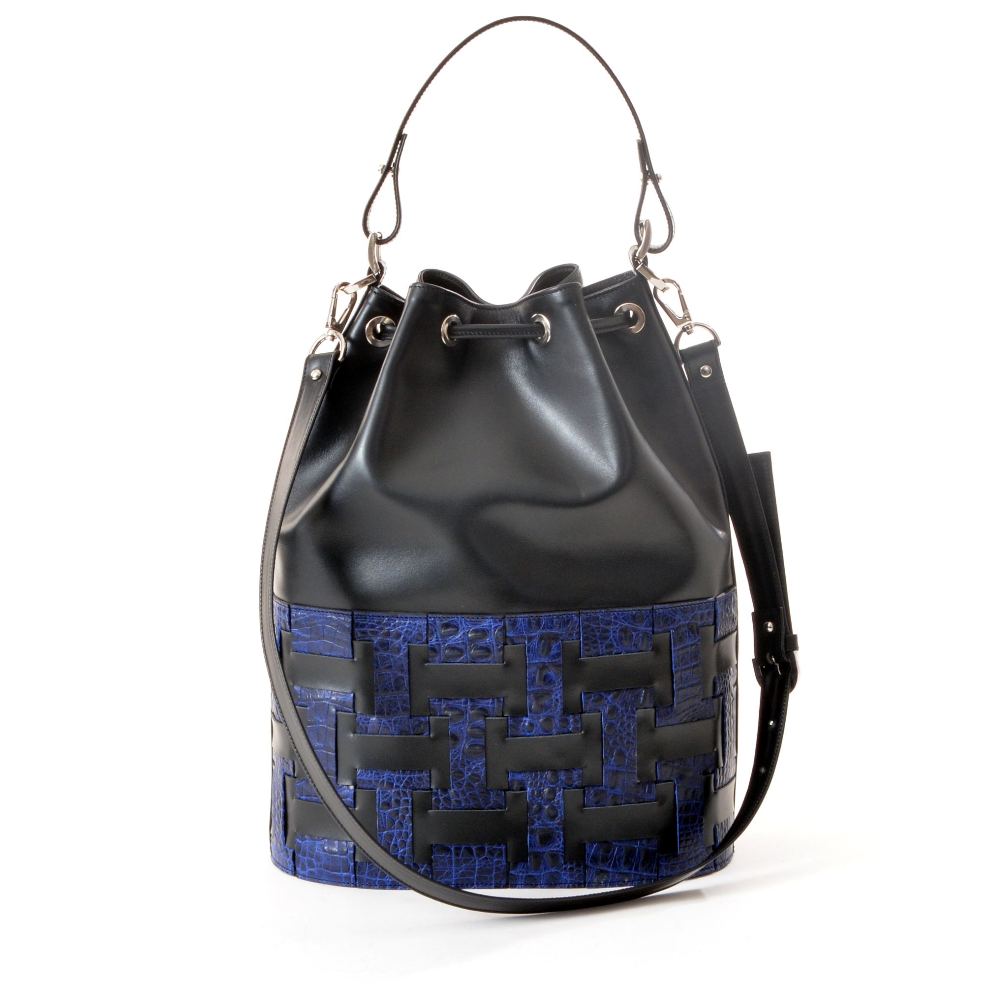 2102 AL -  REMAKE  BUCKET BAG