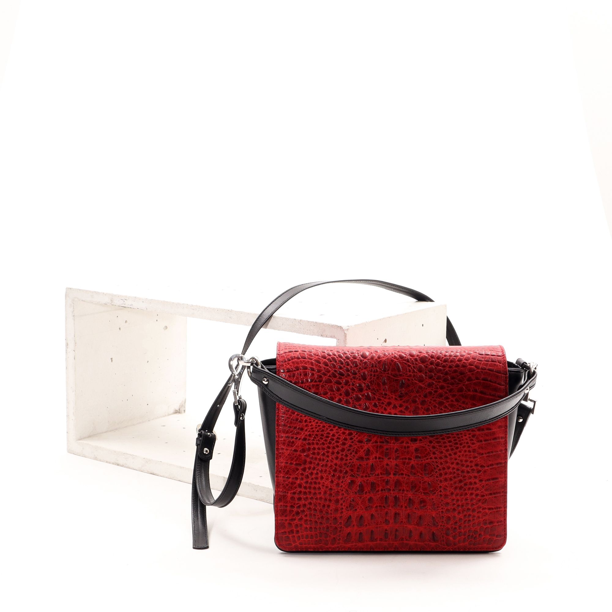 2065 2FVK - BAG WITH  DOUBLE COVERS AND HANDLE